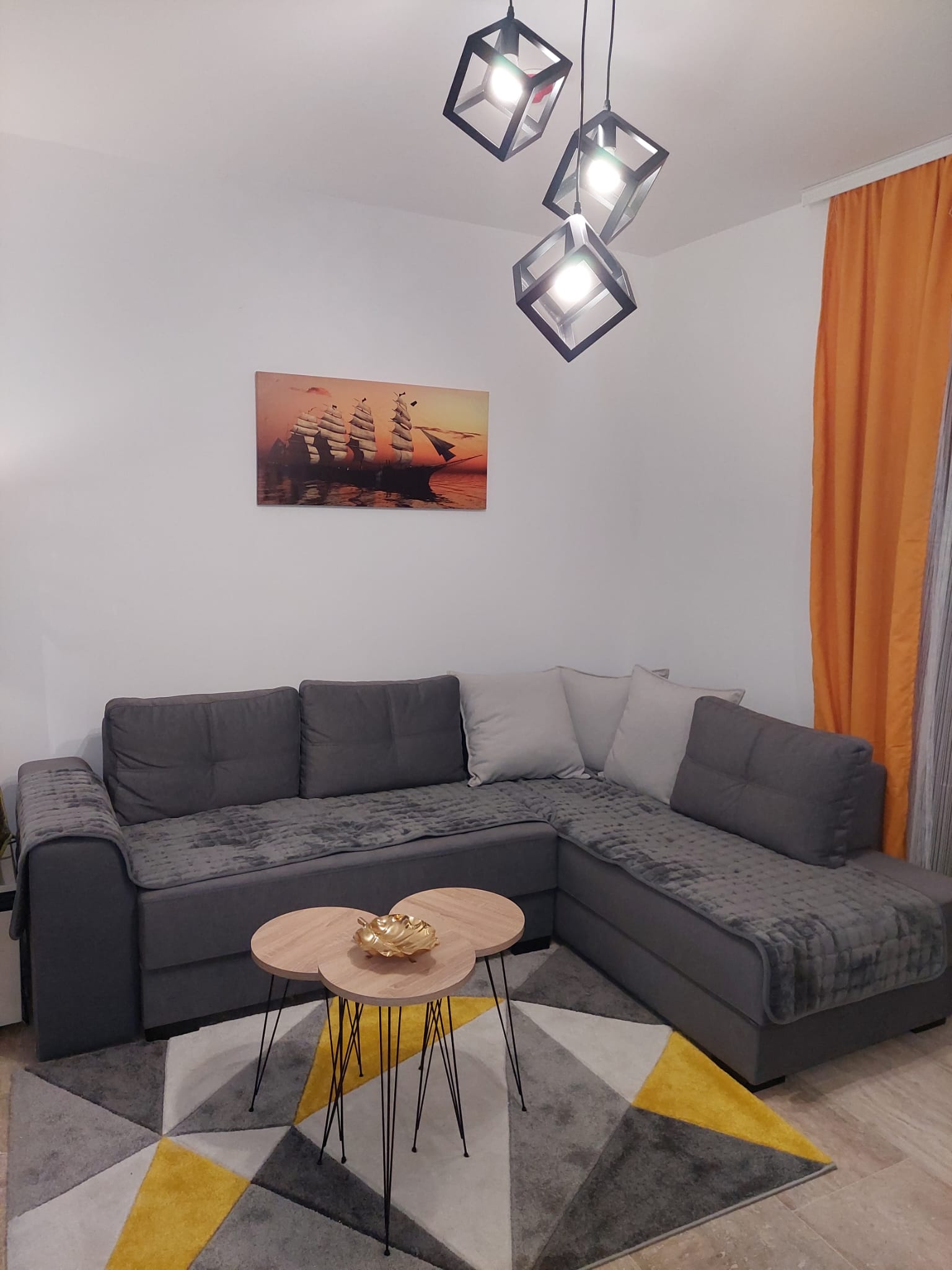 Studio u blizini centra. - Stan - Prodaja - Zlatibor